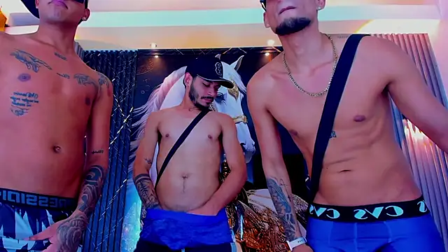 the_knights_of_the_night 即時 XXX 聊天