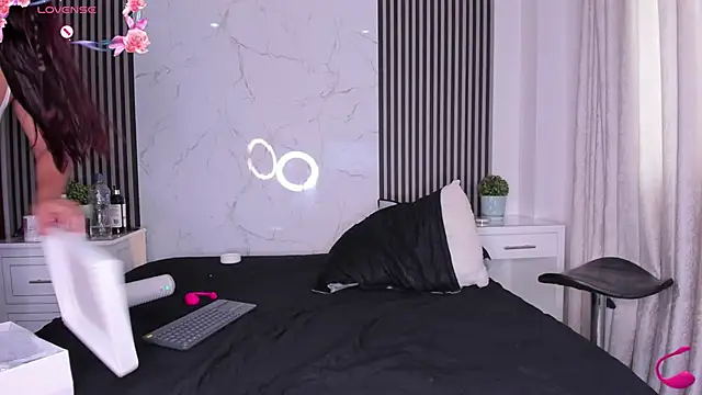 JackAndRosse_'s Live XXX Chat