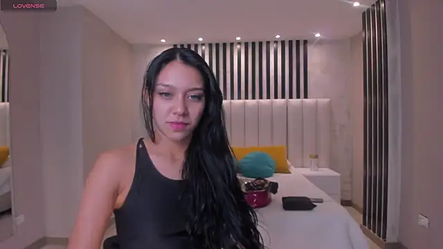 Онлайн чат XXX AmaliaCrus