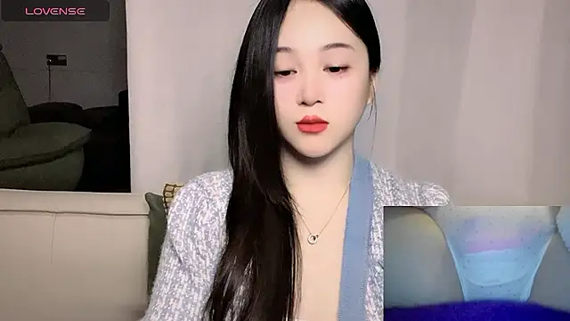 woaiqinqin Chat XXX live