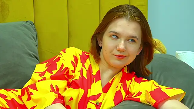 LessySmith live XXX chat