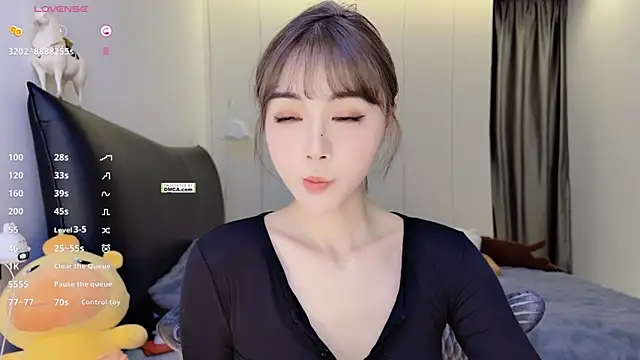 Rabbitfish- live XXX chat