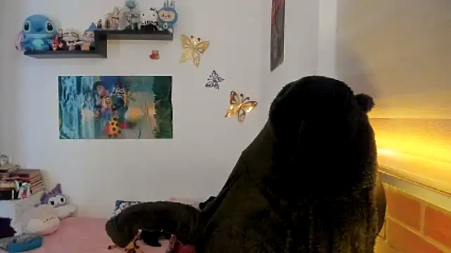 Shaddycute_: διαδικτυακό σόου στην κάμερα