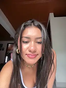 Soy_Daniela élő XXX-chatje