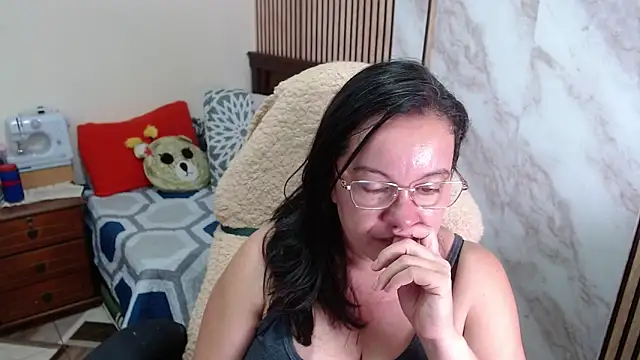 Sonialorens_ Live XXX Chat