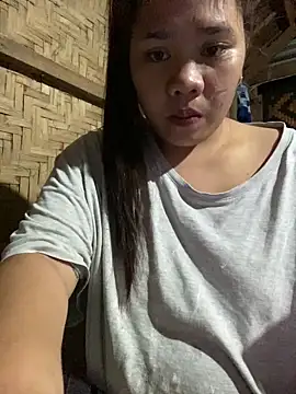 _BellaHotty_ élő XXX-chatje