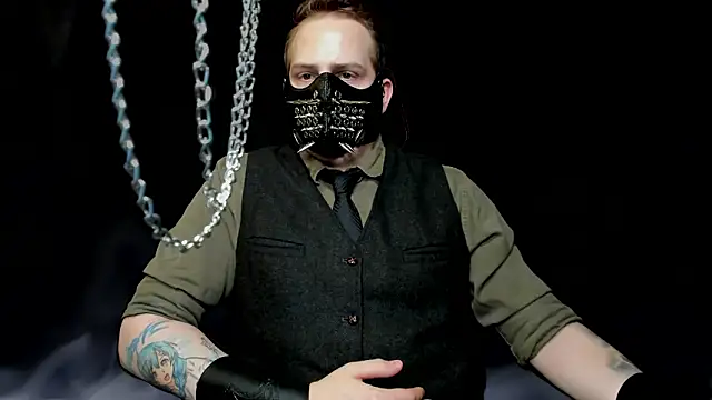 Онлайн чат XXX NoirWarden