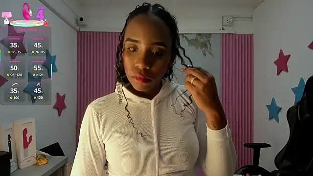 lia_16 Adlı Modelin Canlı XXX Sohbeti