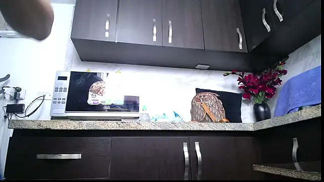 dayadubey_ Adlı Modelin Canlı XXX Sohbeti