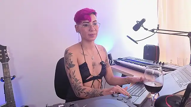 Živý XXX chat MiaMorgan_