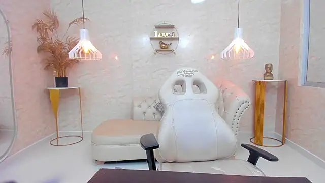 Вебкам-шоу LaddyMilf