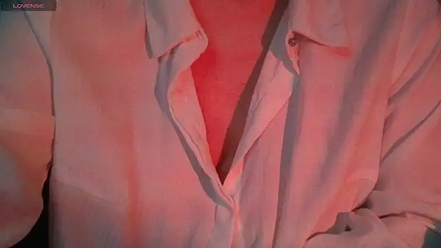 YenMoore Adlı Modelin Canlı XXX Sohbeti