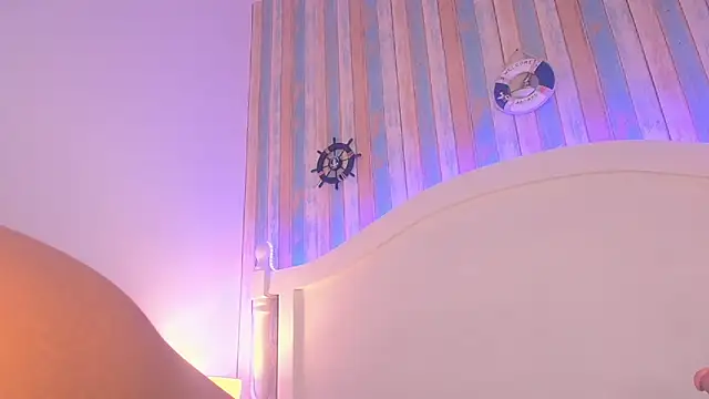 KayaBrown – Naživo XXX chat