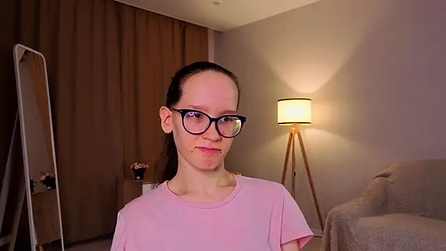 دردشة BettyBrowni الجنسية المباشرة