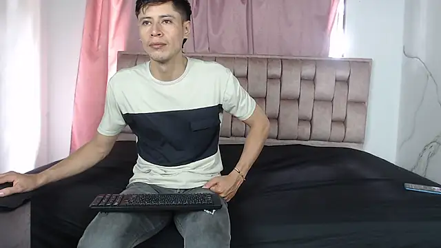 Sexytaty2022 élő XXX-chatje