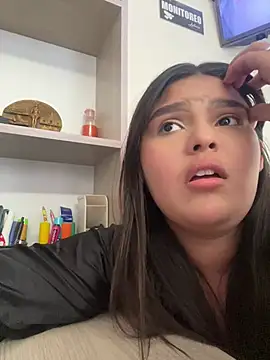 دردشة Lia_sexx الجنسية المباشرة