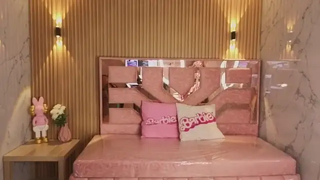 m_eris_s Chat XXX in diretta