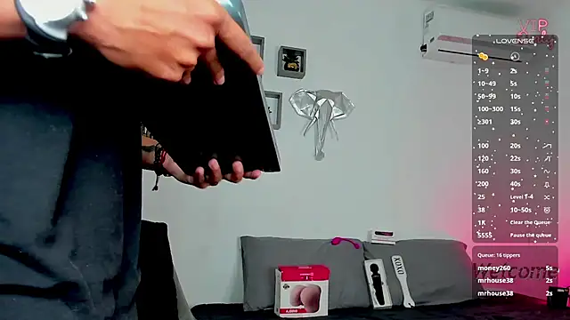 Chat XXX ao vivo de AmberAdams_