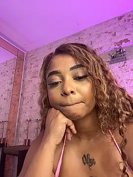 pamela_west's Webcam Show