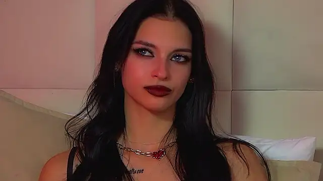 BeverlyMost Adlı Modelin Web Kamerası Şovu