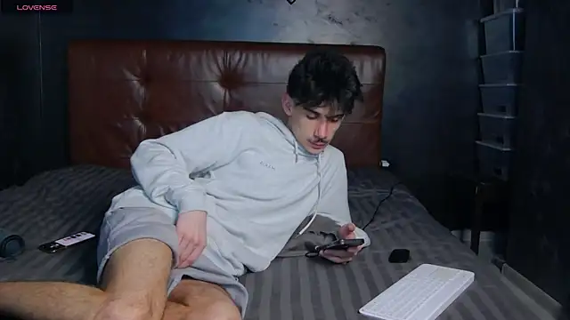 DanielCrush1 Webcam show