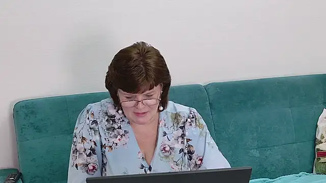 Sandra_Sunrise Chat XXX in diretta