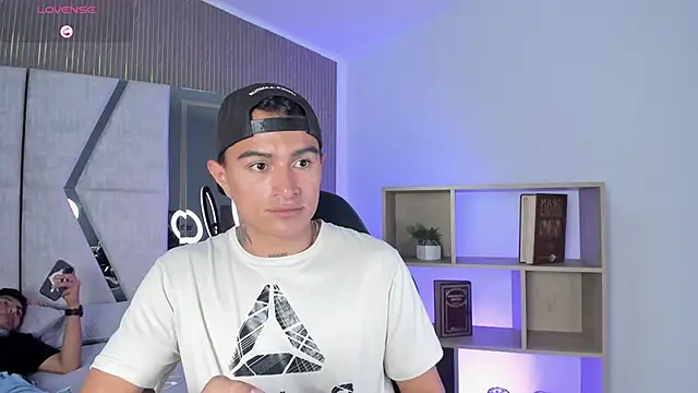 LiamDeep Live XXX-chat