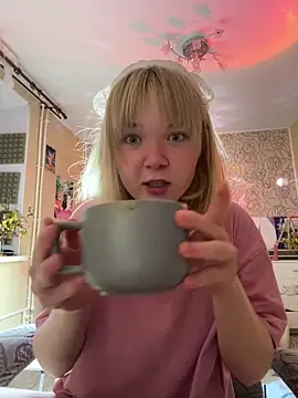 KeLsi_MoRRoe_ élő XXX-chatje