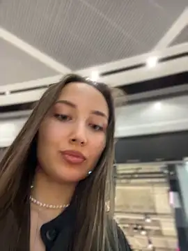 ICrazyOneIRL – webcam-show