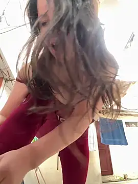 latinfemale: απευθείας συνομιλία ΧΧΧ