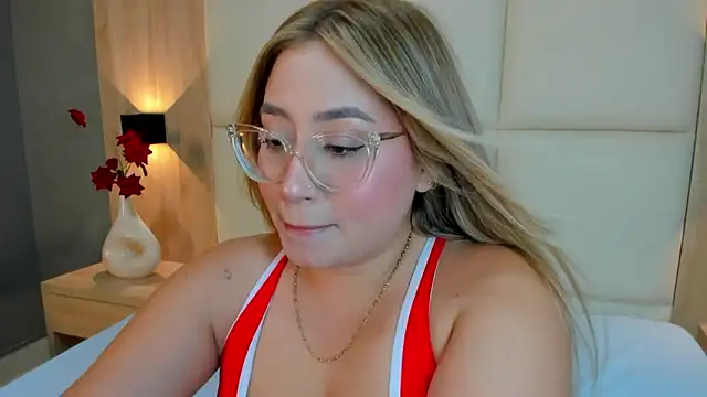 Chat XXX en directo de antonella_cutie_