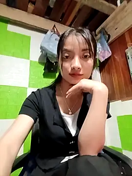 tdtd98 即時 XXX 聊天