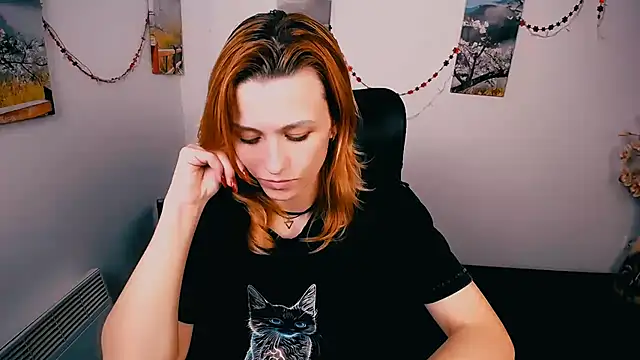 PeppyMia Live XXX-chat
