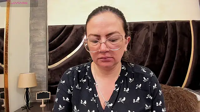 Chat +18 de Lady_Lure ao vivo