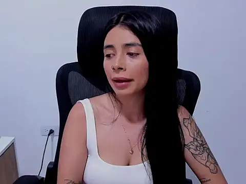 Katialips_ – webcam-show