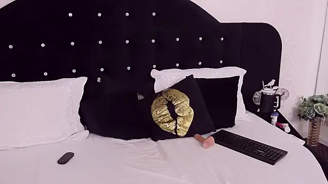 TatianaNova: онлайн-секс-чат