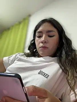 Mila_MorganのライブXXXチャット