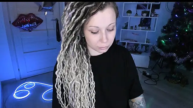 Chat XXX en directo de HoneySallyMoore