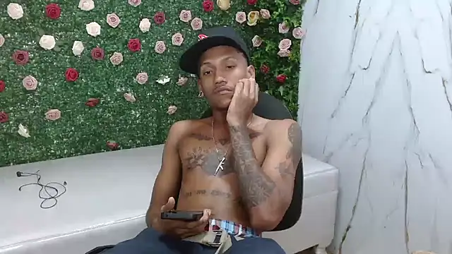 دردشة ManSant الجنسية المباشرة