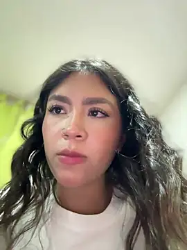 Mila_Morgan: απευθείας συνομιλία ΧΧΧ