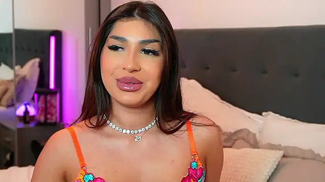 amaaray élő XXX-chatje