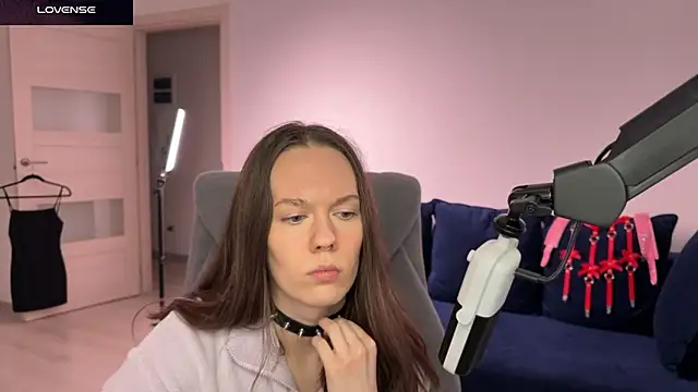 SharkyBaby 라이브 XXX 채팅