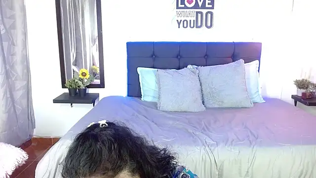 Keyla01_ Live XXX-Chat