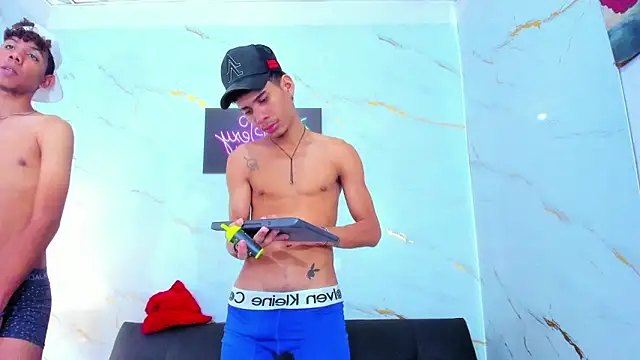 Alex_jeins_at Chat XXX in diretta