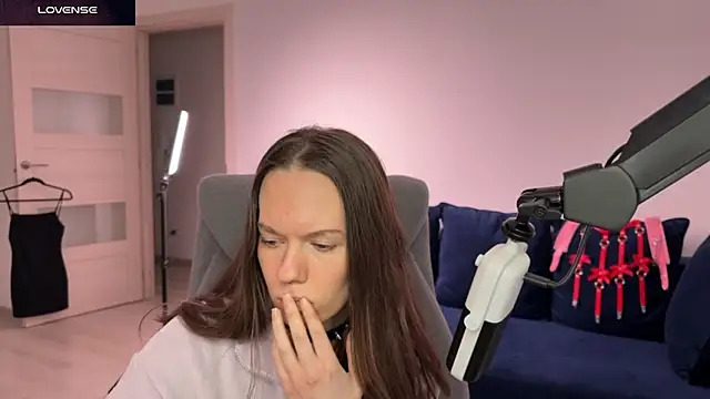 SharkyBaby Obrolan Langsung XXX