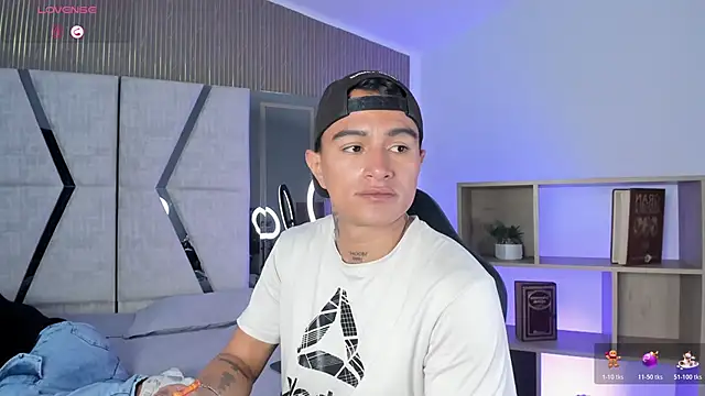 LiamDeep: απευθείας συνομιλία ΧΧΧ