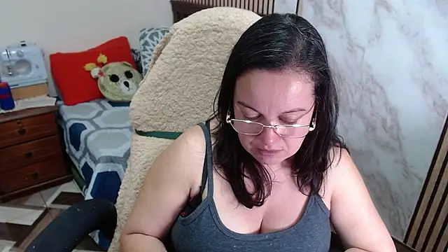 Chat XXX en directo de Sonialorens_