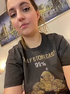 XXX chat uživo modela AliceDesmee