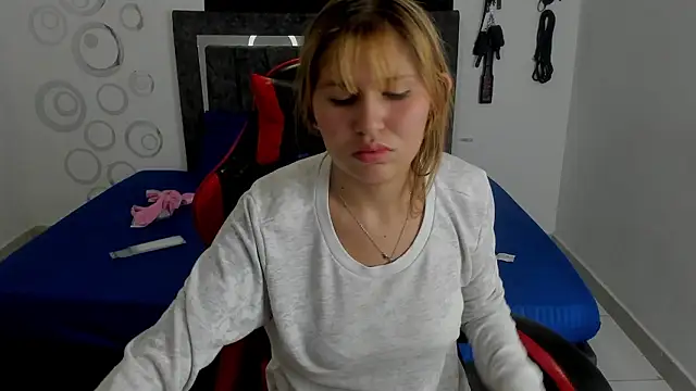 Bella_Blancaのウェブカメラショー