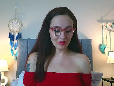 IberianMoonMK Adlı Modelin Canlı XXX Sohbeti